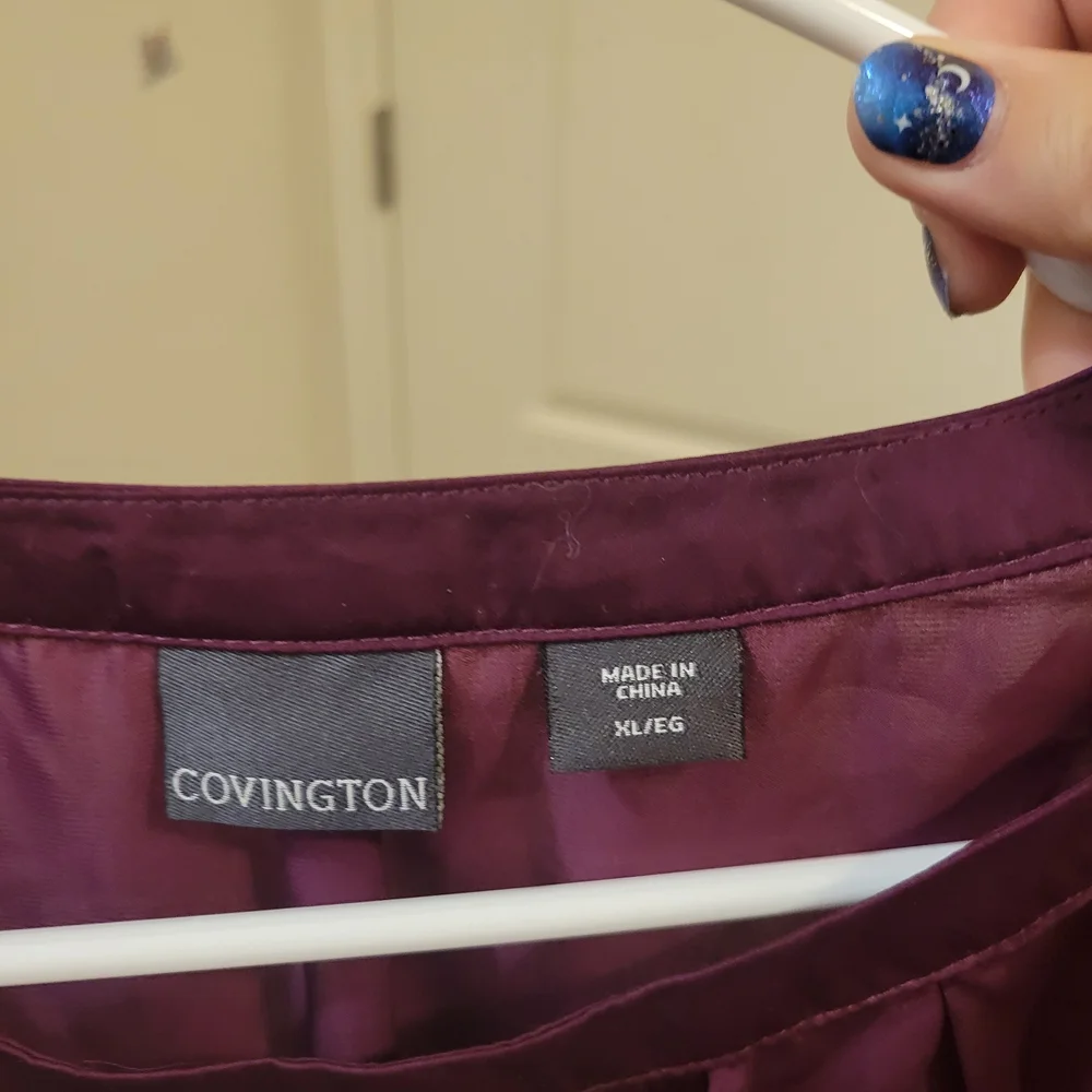 Covington Deep Plum Short-Sleeve Pleated Blouse with Shoulder Buttons - Picture 2 of 2